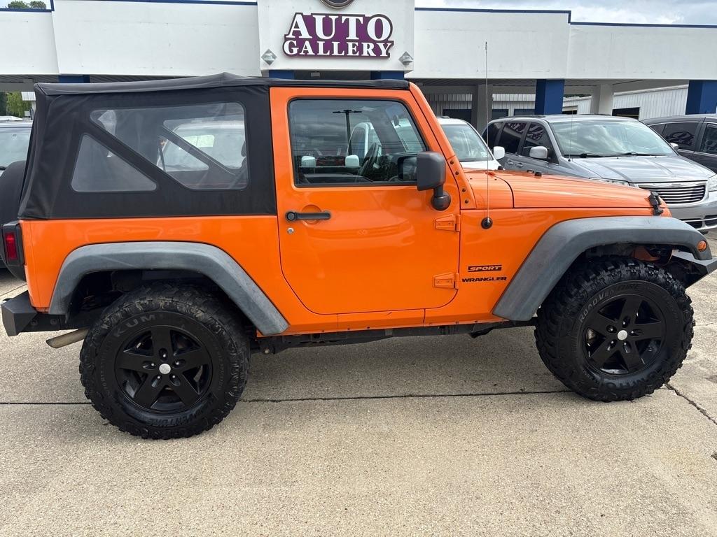 Jeep Wrangler 4WD 2dr Sport 2012