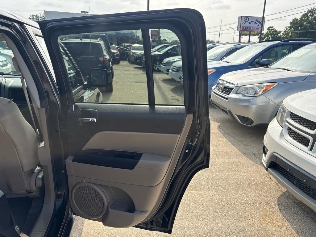 Jeep Patriot FWD 4dr Altitude 2014