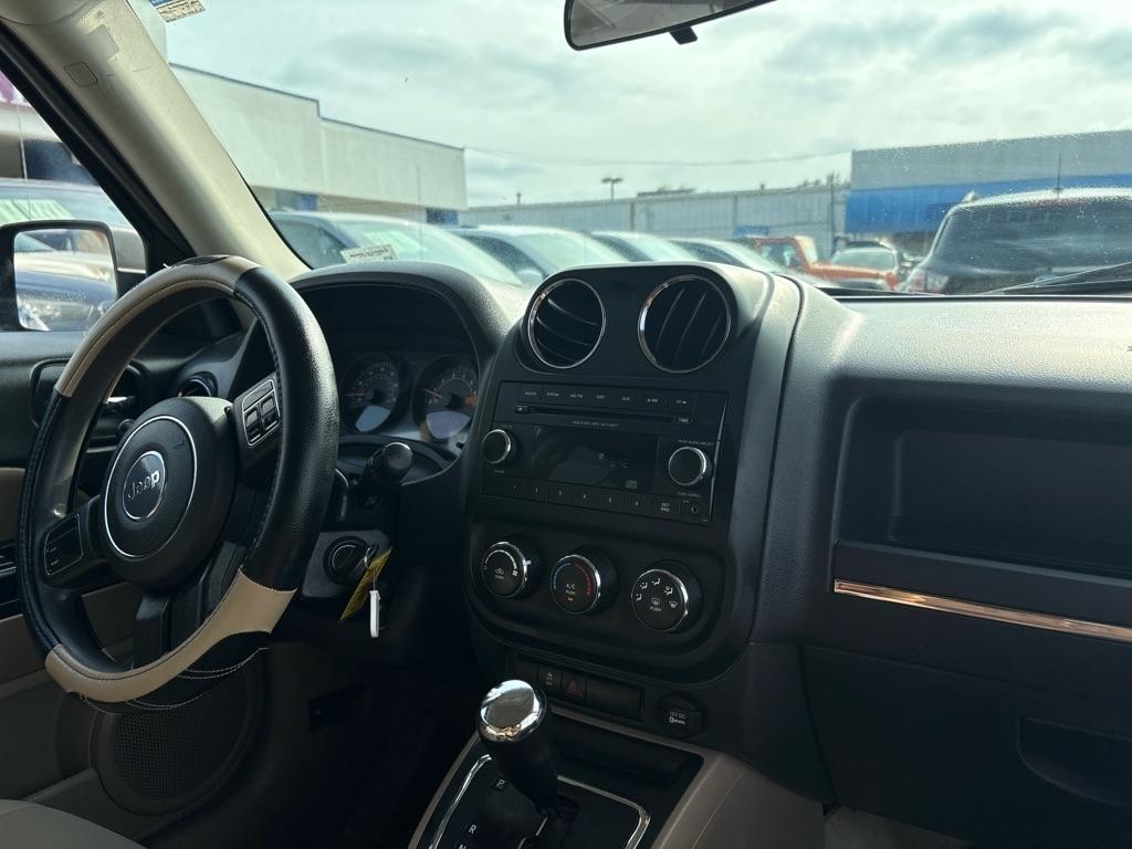 Jeep Patriot FWD 4dr Altitude 2014