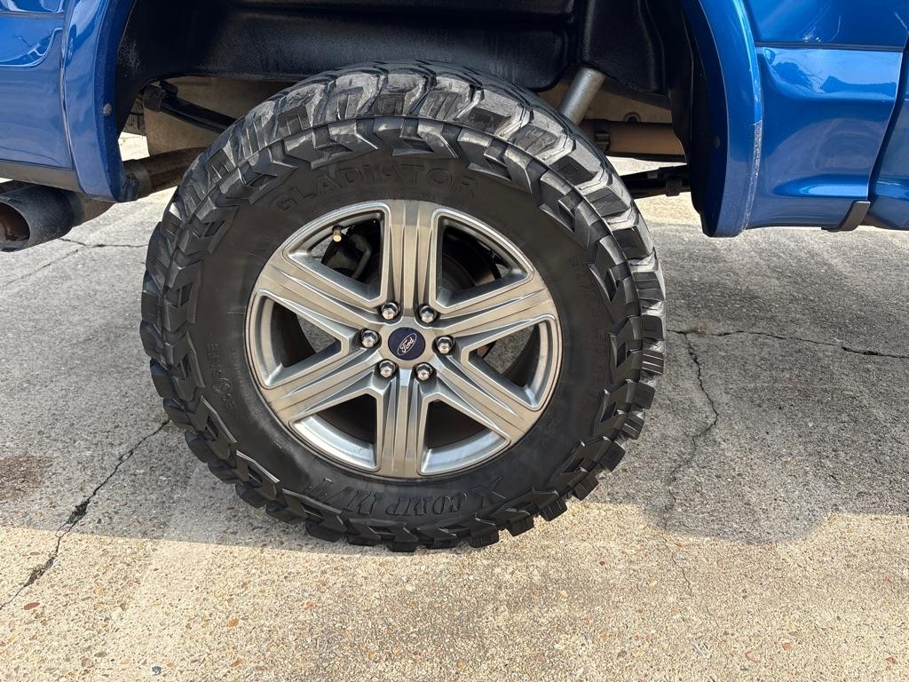 Ford F-150 Platinum 2WD SuperCrew 5.5' Box 2017