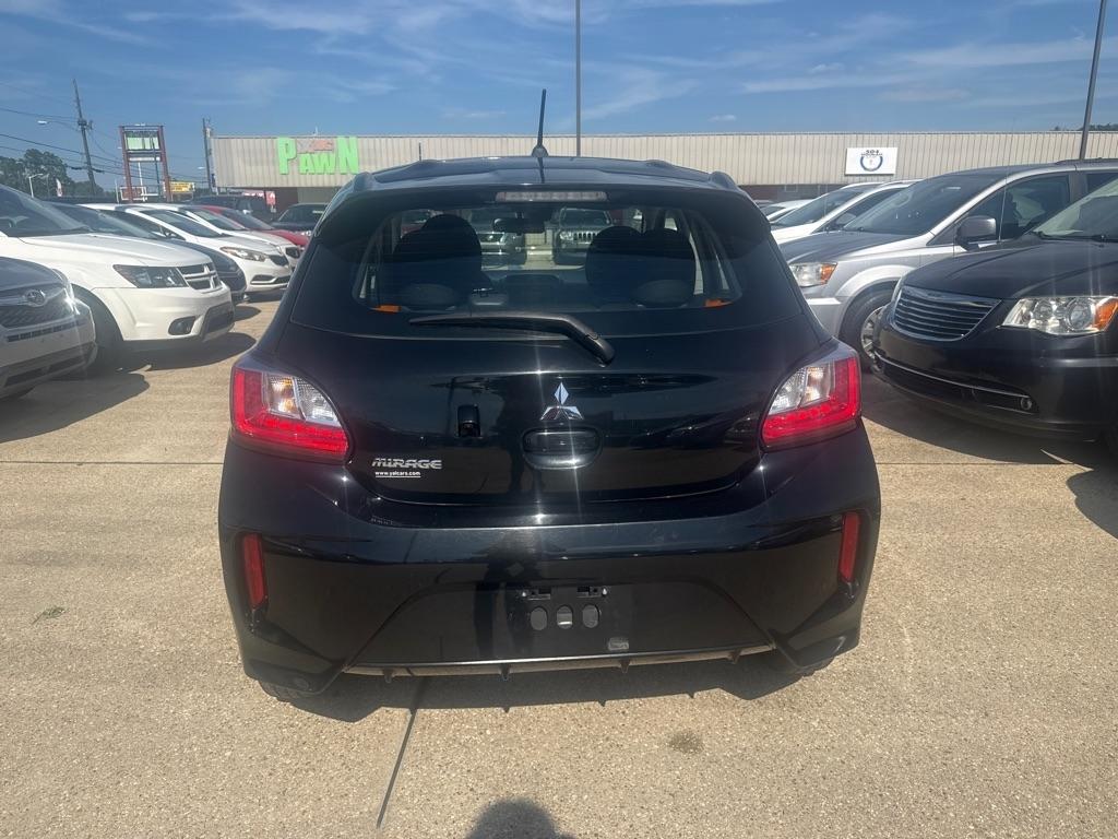 Mitsubishi Mirage ES CVT 2021