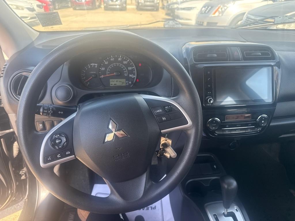 Mitsubishi Mirage ES CVT 2021