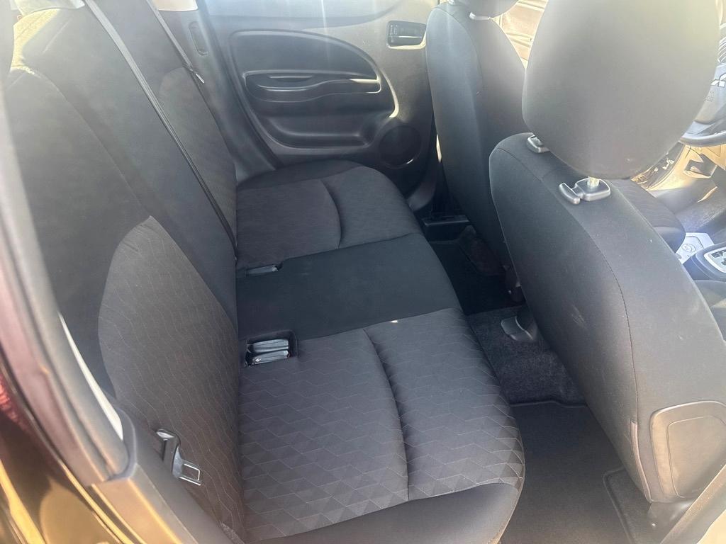 Mitsubishi Mirage ES CVT 2021
