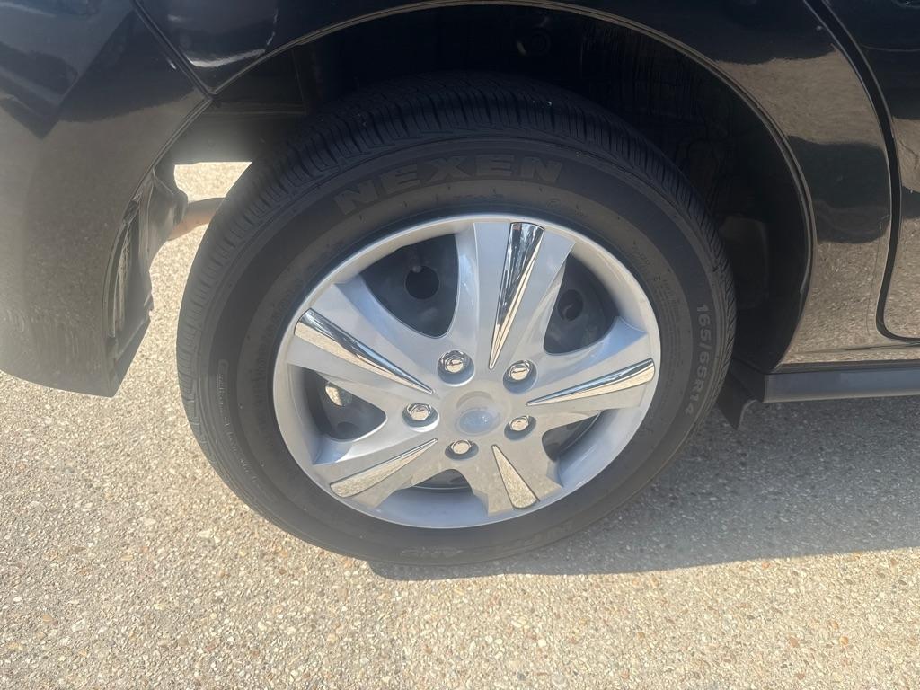 Mitsubishi Mirage ES CVT 2021