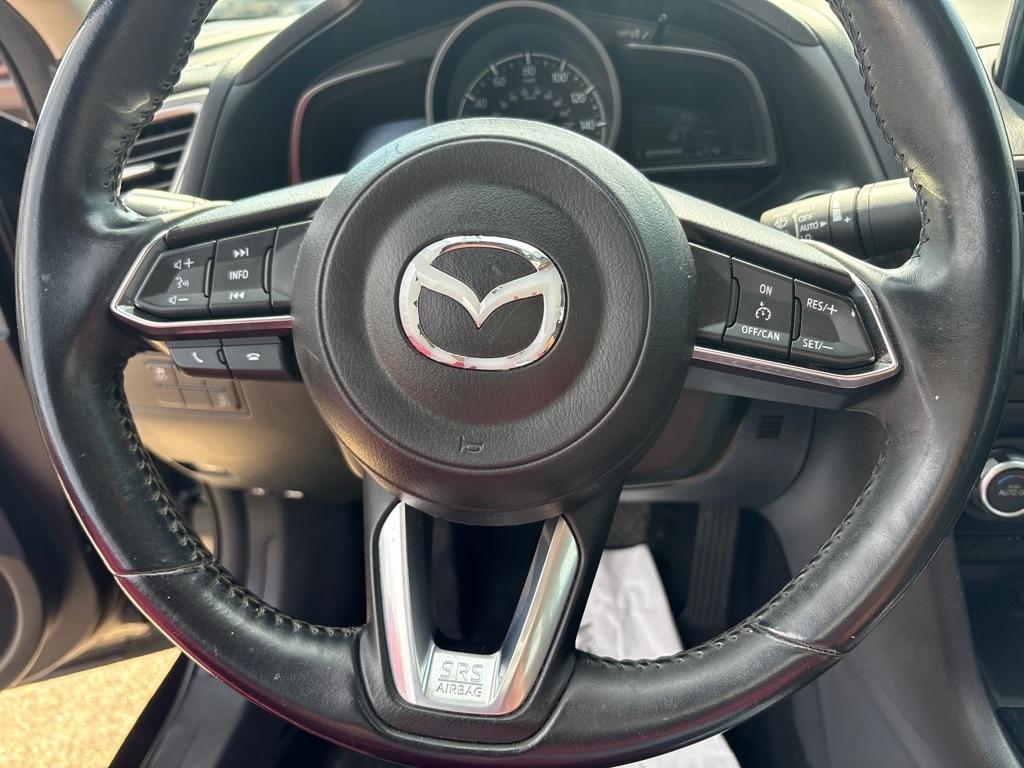 Mazda Mazda3 4-Door Touring Auto 2018
