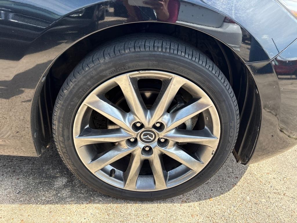 Mazda Mazda3 4-Door Touring Auto 2018