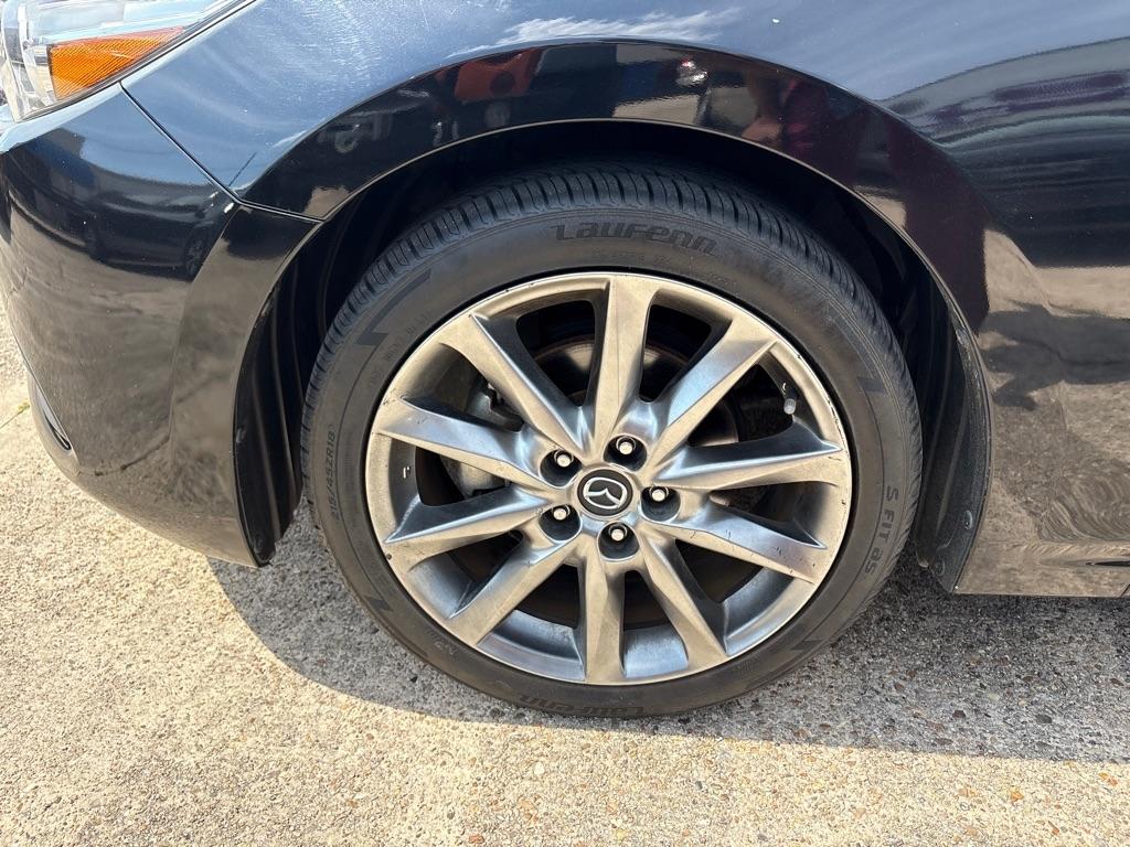 Mazda Mazda3 4-Door Touring Auto 2018