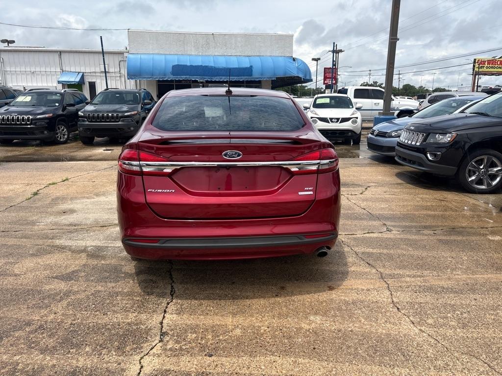 Ford Fusion SE FWD 2018
