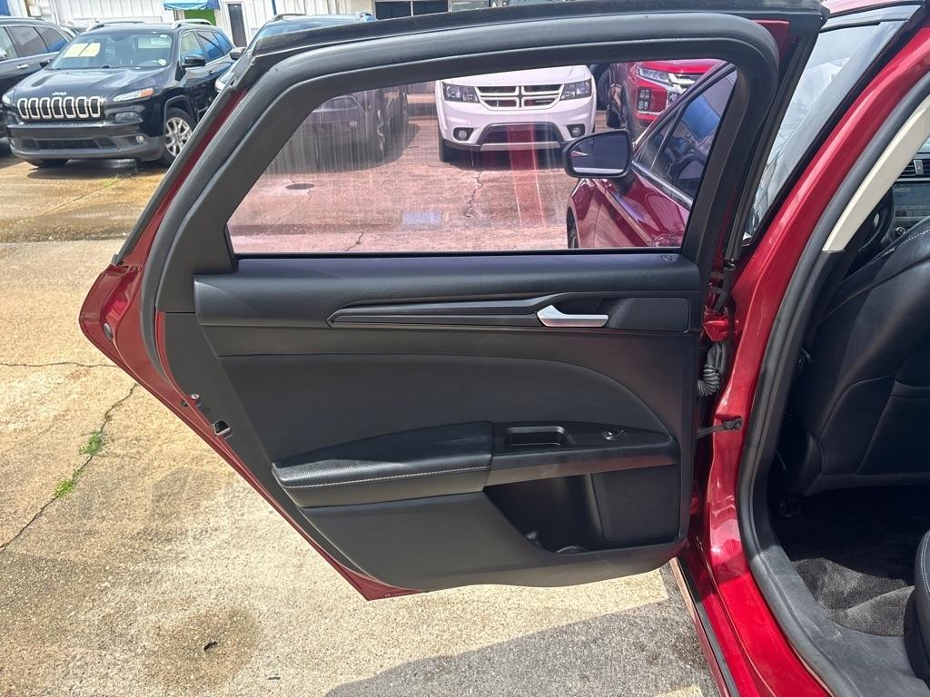 Ford Fusion SE FWD 2018