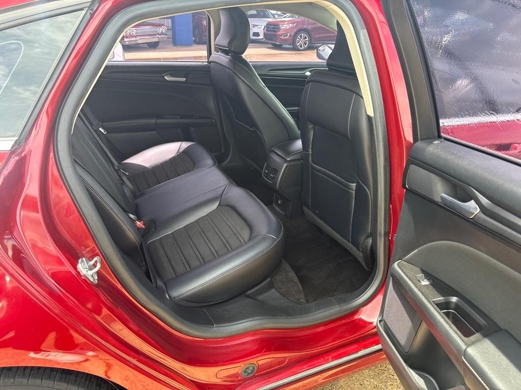 Ford Fusion SE FWD 2018