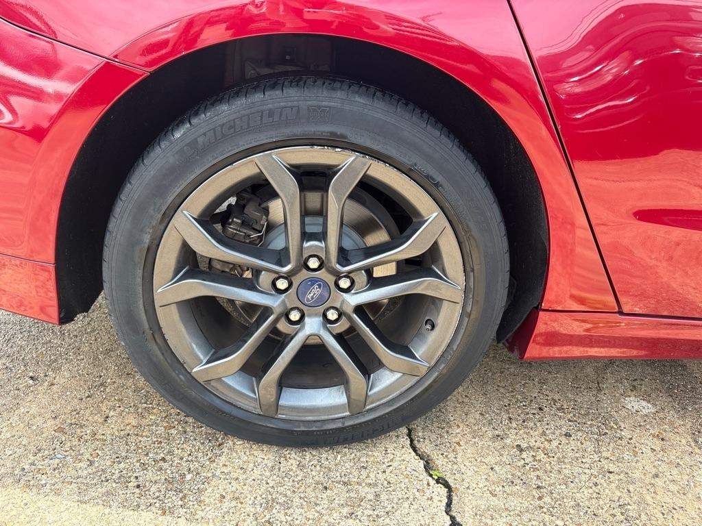 Ford Fusion SE FWD 2018