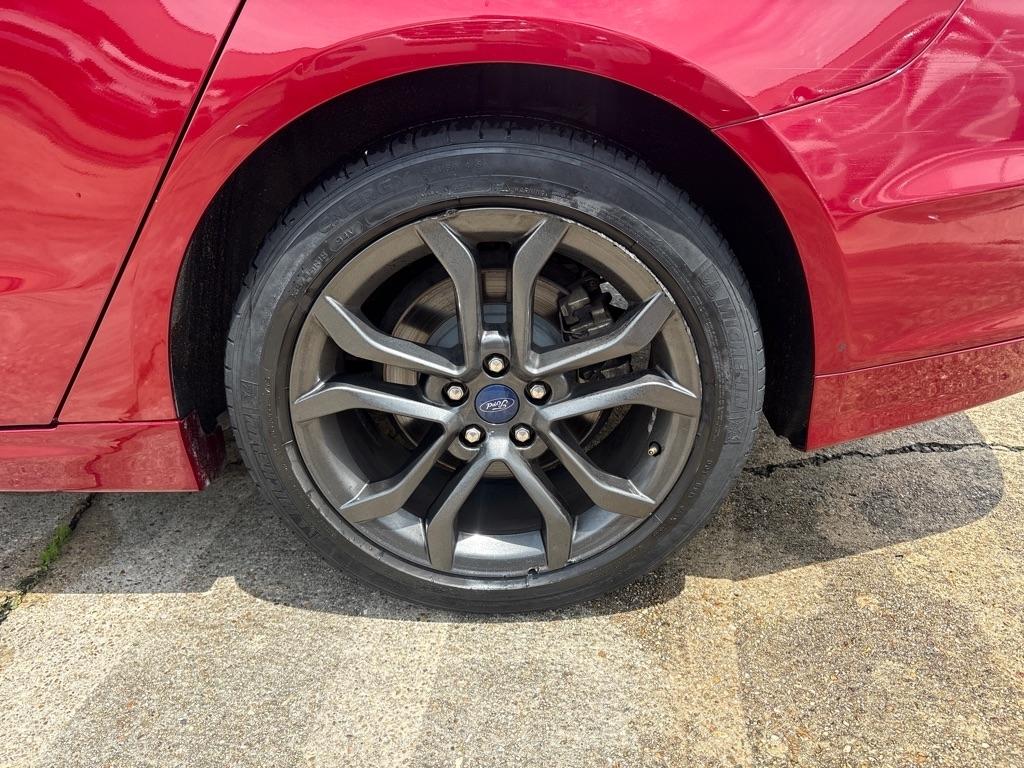 Ford Fusion SE FWD 2018