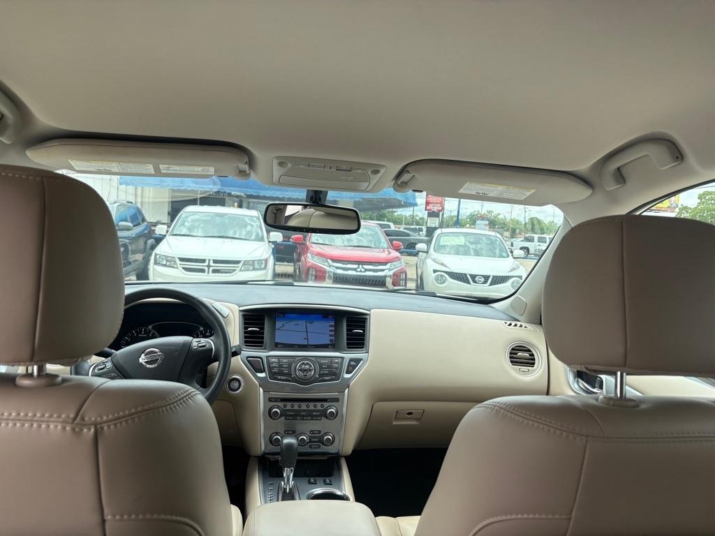 Nissan Pathfinder FWD SL 2017