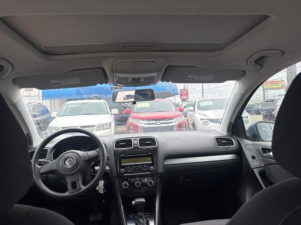 Volkswagen Golf 4dr HB Auto 2011