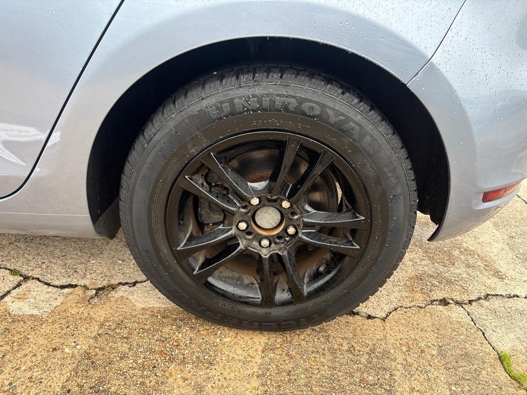 Volkswagen Golf 4dr HB Auto 2011