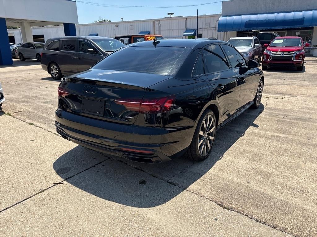 Audi A4 Sedan Premium Plus 40 TFSI quattro 2022