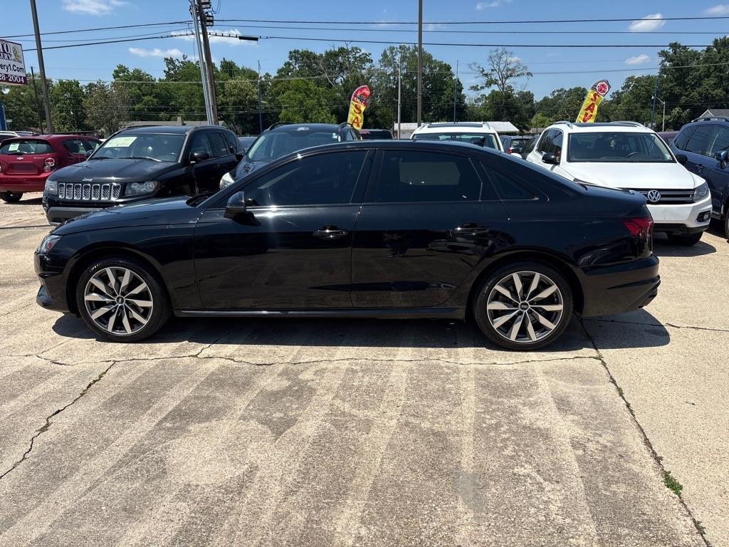 Audi A4 Sedan Premium Plus 40 TFSI quattro 2022