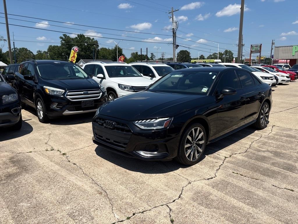 Audi A4 Sedan Premium Plus 40 TFSI quattro 2022