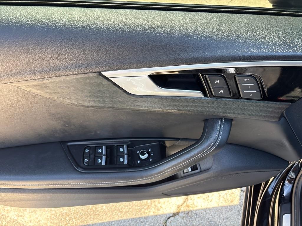 Audi A4 Sedan Premium Plus 40 TFSI quattro 2022