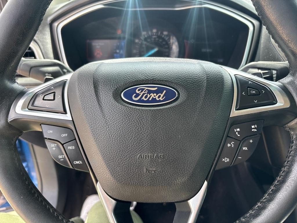 Ford Fusion SE FWD 2017