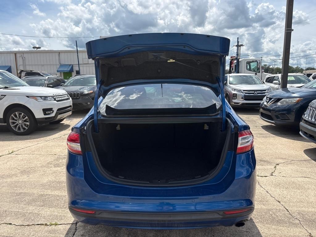 Ford Fusion SE FWD 2017