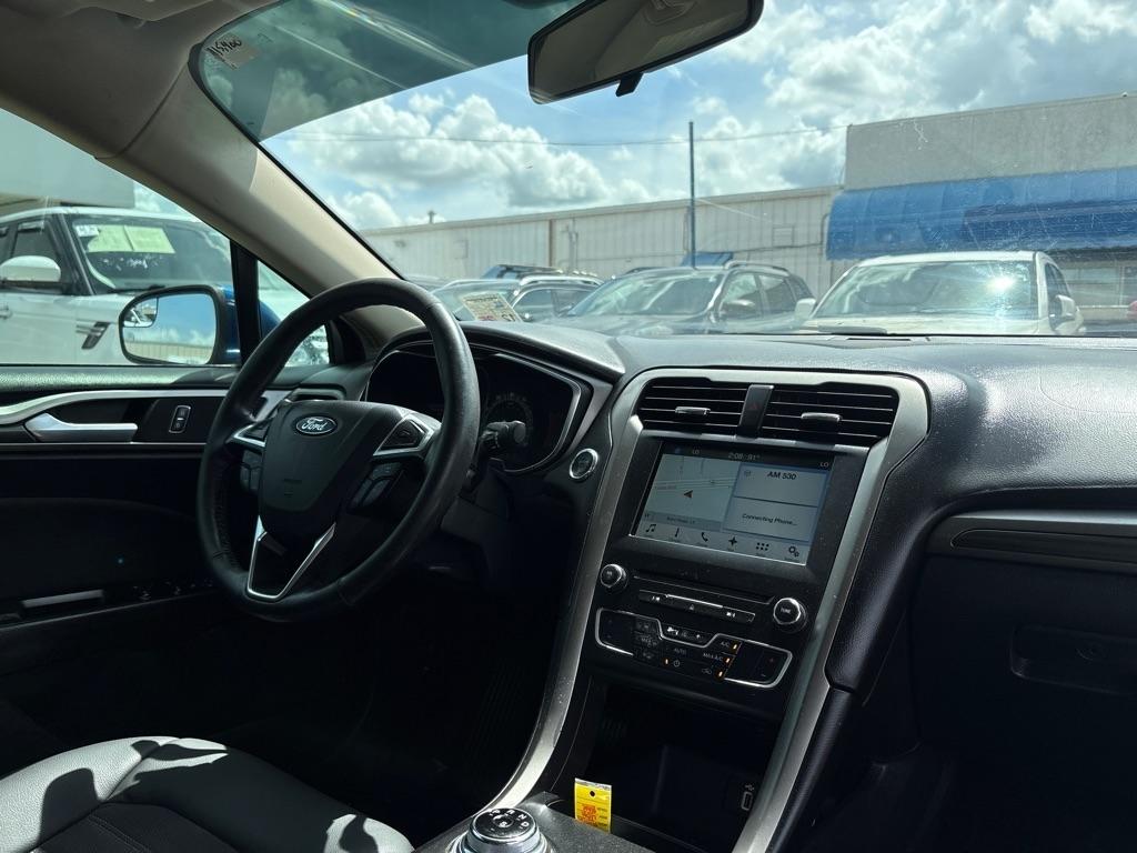 Ford Fusion SE FWD 2017