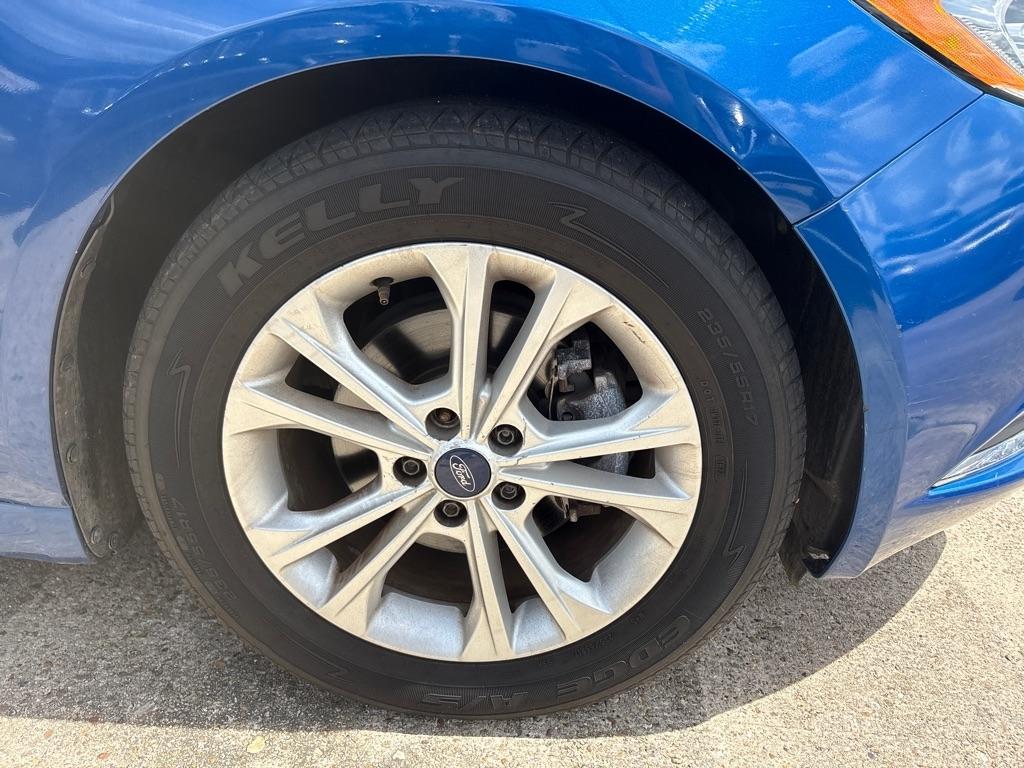 Ford Fusion SE FWD 2017