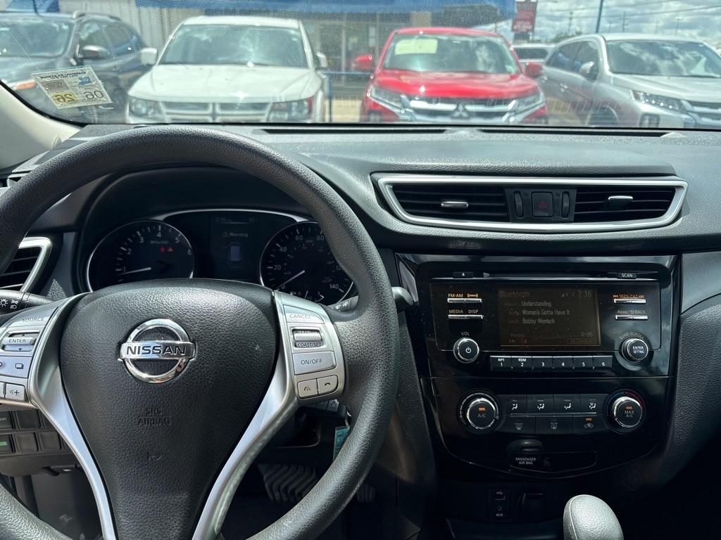 Nissan Rogue FWD 4dr S 2015