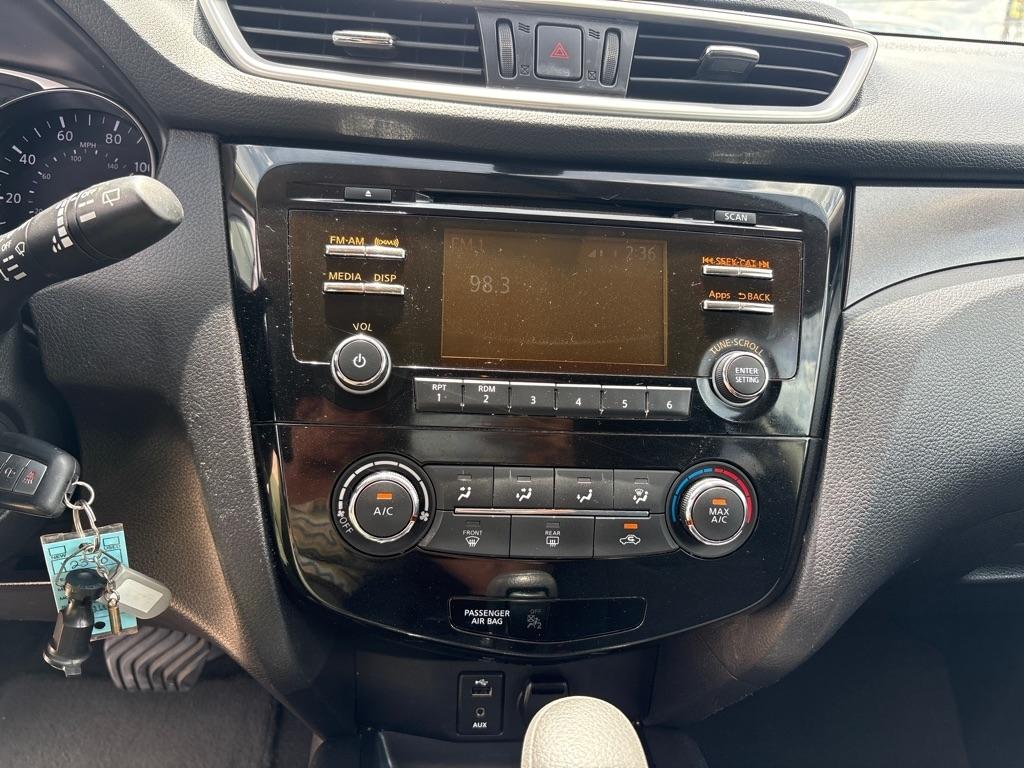 Nissan Rogue FWD 4dr S 2015