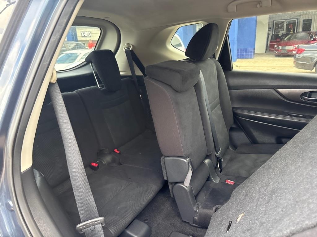 Nissan Rogue FWD 4dr S 2015