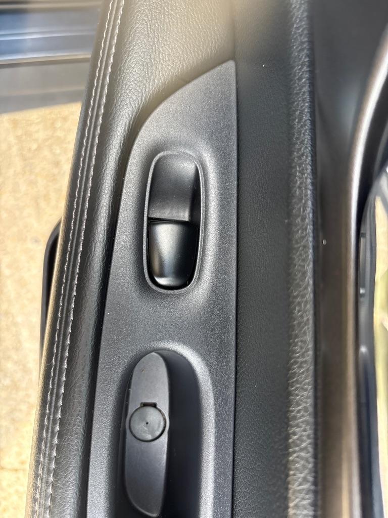 Nissan Rogue FWD 4dr S 2015