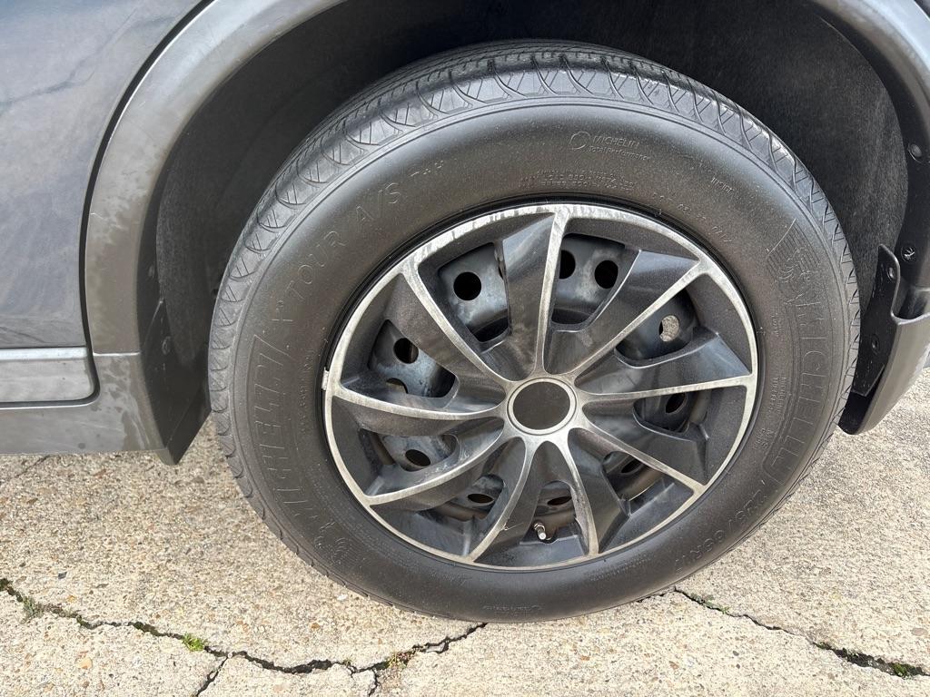 Nissan Rogue FWD 4dr S 2015