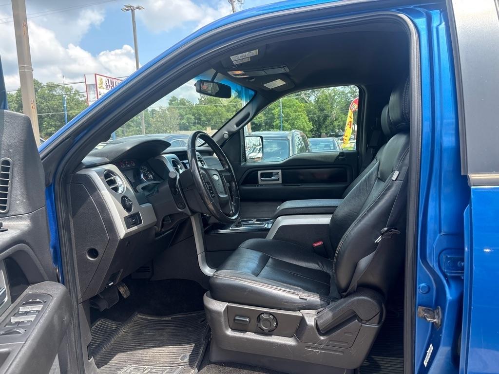 Ford F-150 4WD SuperCrew 145" Platinum 2012
