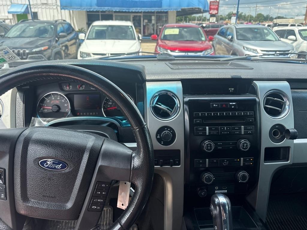 Ford F-150 4WD SuperCrew 145" Platinum 2012