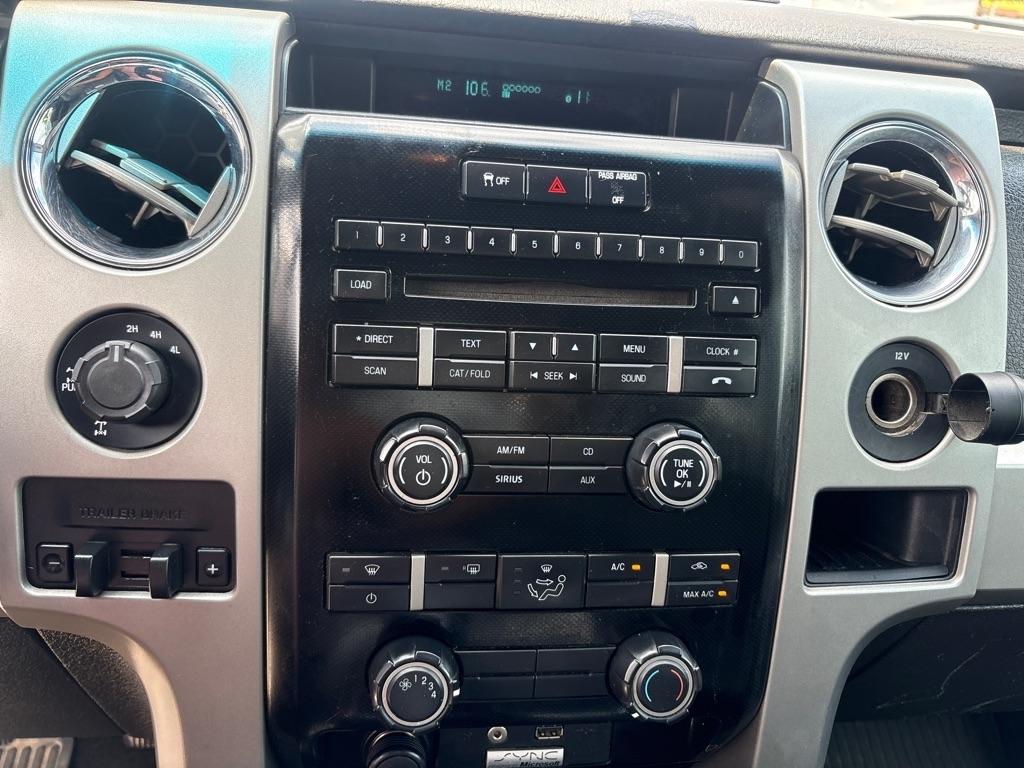 Ford F-150 4WD SuperCrew 145" Platinum 2012