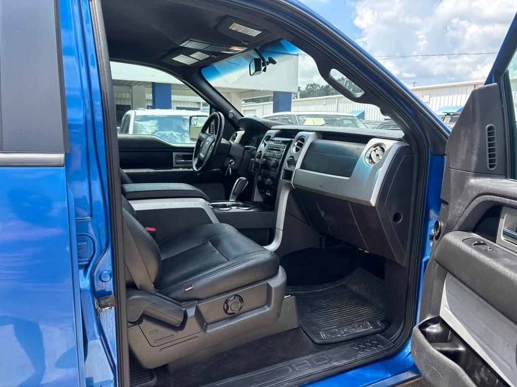 Ford F-150 4WD SuperCrew 145" Platinum 2012