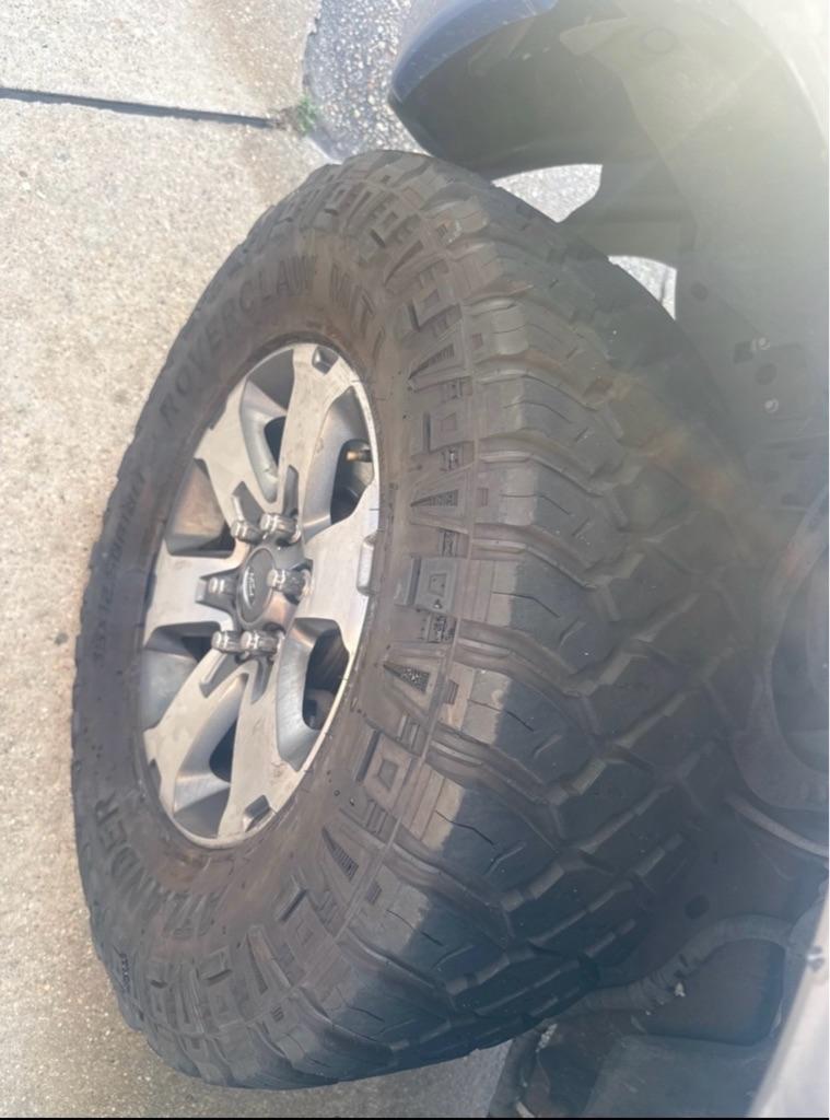 Ford F-150 4WD SuperCrew 145" Platinum 2012