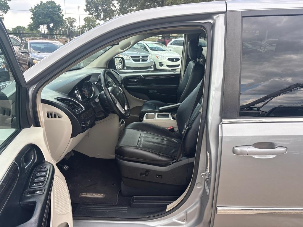 Chrysler Town & Country 4dr Wgn Touring 2015
