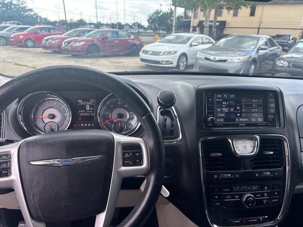 Chrysler Town & Country 4dr Wgn Touring 2015