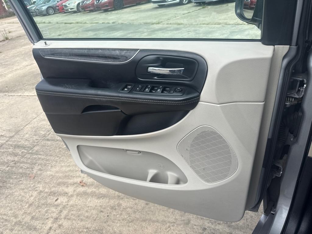 Chrysler Town & Country 4dr Wgn Touring 2015