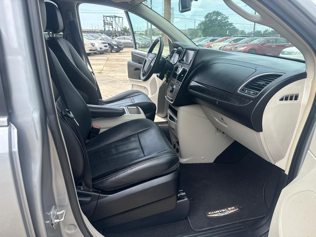 Chrysler Town & Country 4dr Wgn Touring 2015