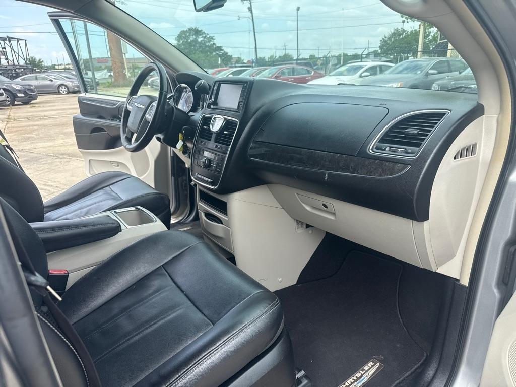 Chrysler Town & Country 4dr Wgn Touring 2015