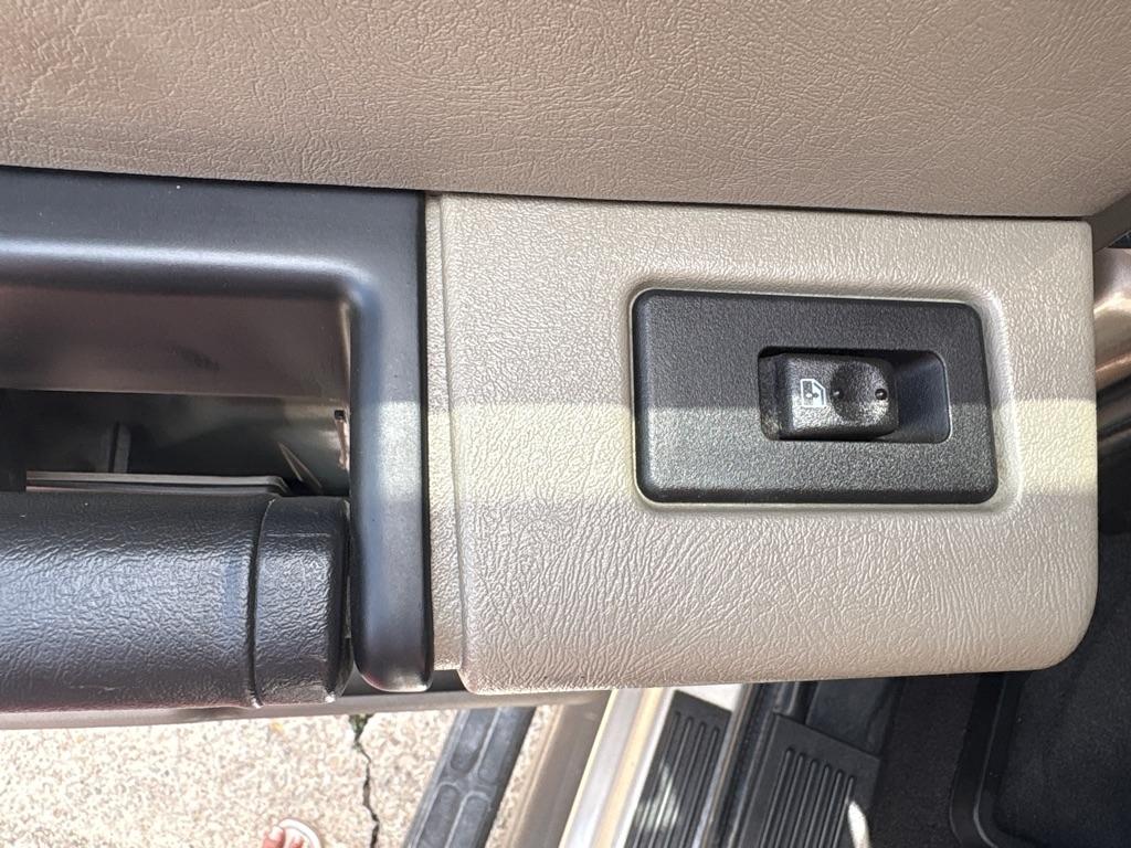HUMMER H2 4dr Wgn 4WD SUV 2006