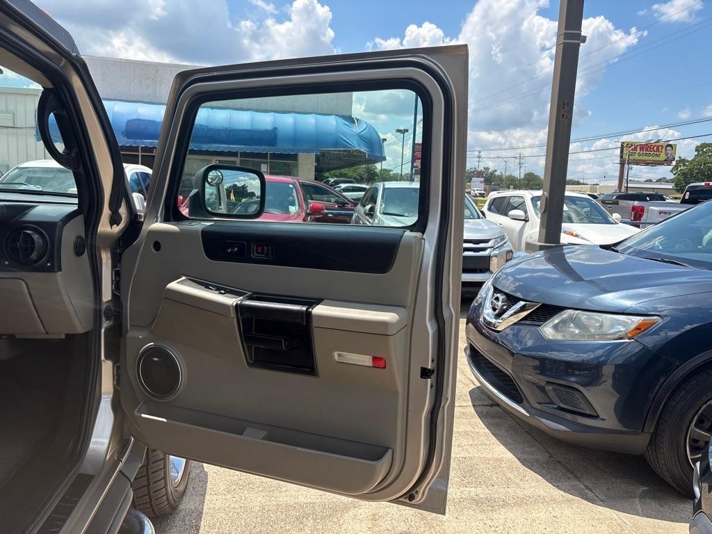 HUMMER H2 4dr Wgn 4WD SUV 2006