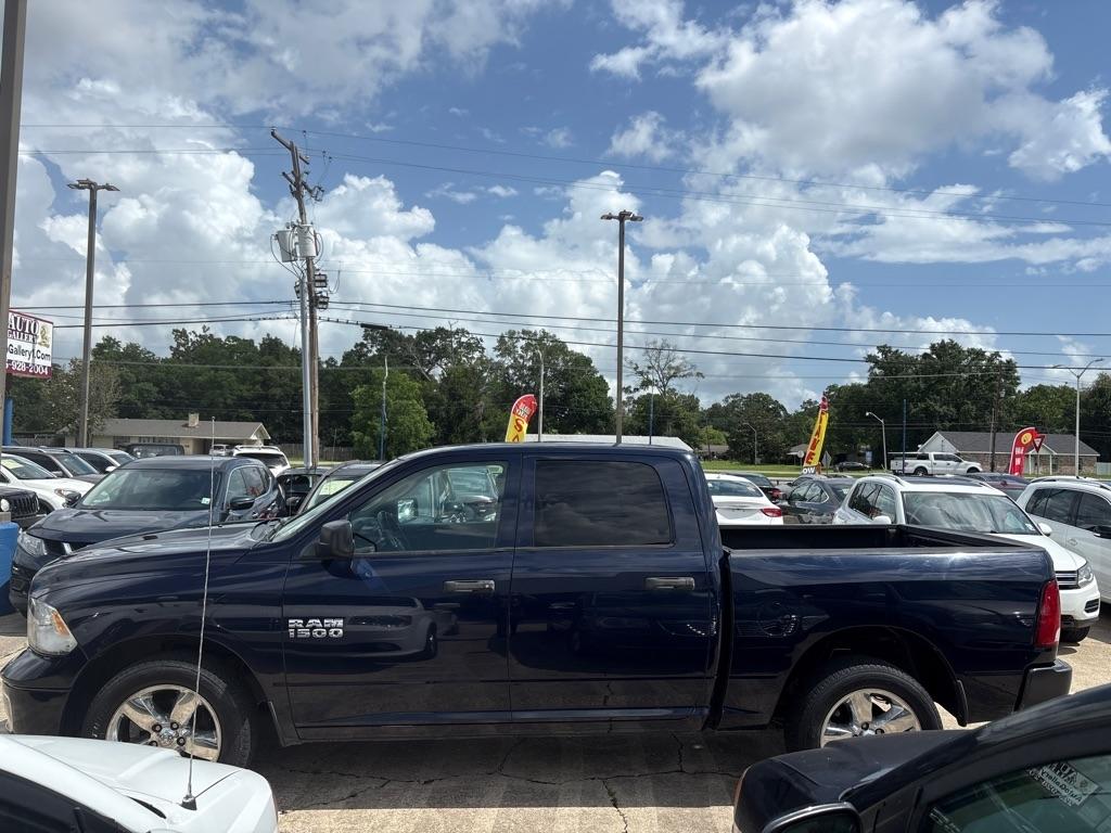 RAM 1500 2WD Crew Cab 140.5" Tradesman 2013