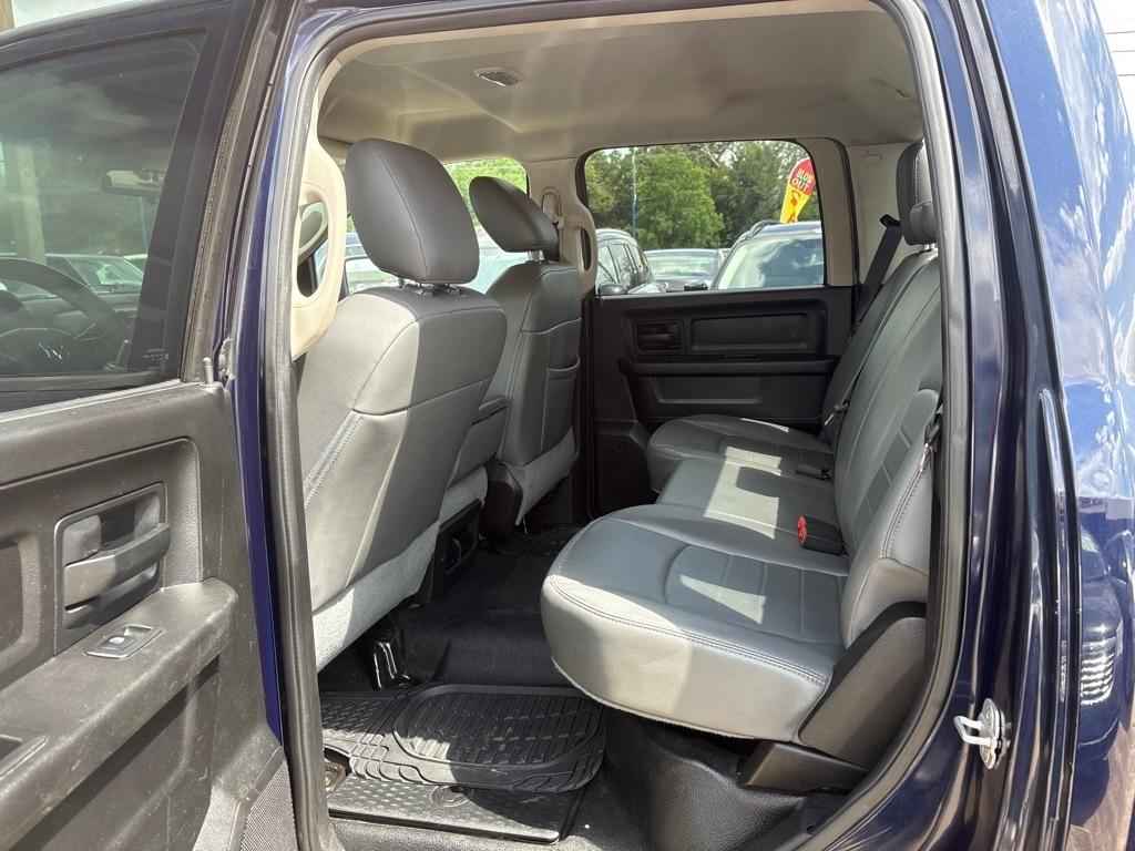 RAM 1500 2WD Crew Cab 140.5" Tradesman 2013