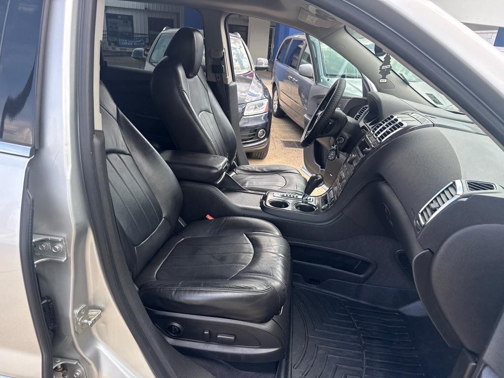 GMC Acadia AWD 4dr Denali 2012
