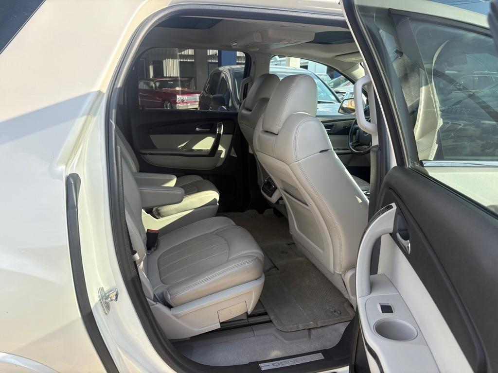 GMC Acadia FWD 4dr Denali 2012