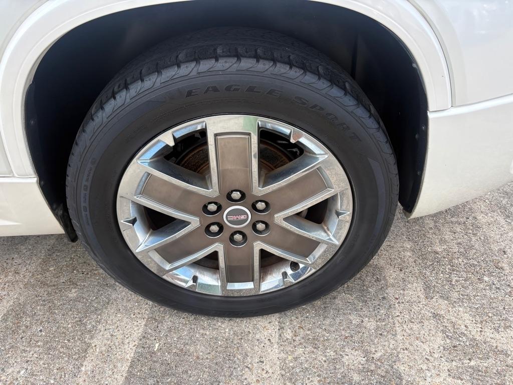 GMC Acadia FWD 4dr Denali 2012
