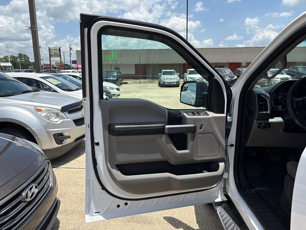 Ford F-150 4WD SuperCrew 145" King Ranch 2016